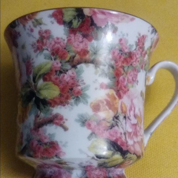 Darice Paragon Cup & Saucer Marlborough Pink Rose Fine Bone China with Gold Trim - Picture 2 of 9